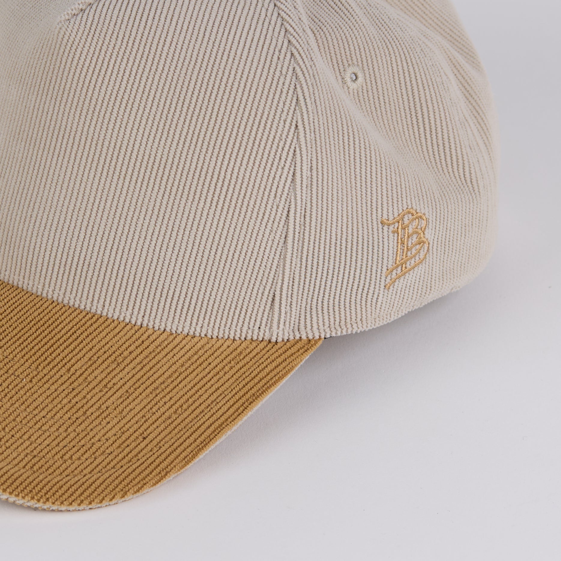 Curved 5 Panel Corduroy Dark beige/Wheat