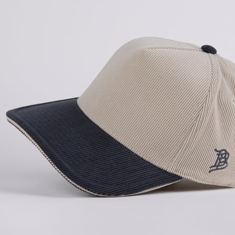 Curved 5 Panel Corduroy Dark Beige/Dark Harbor