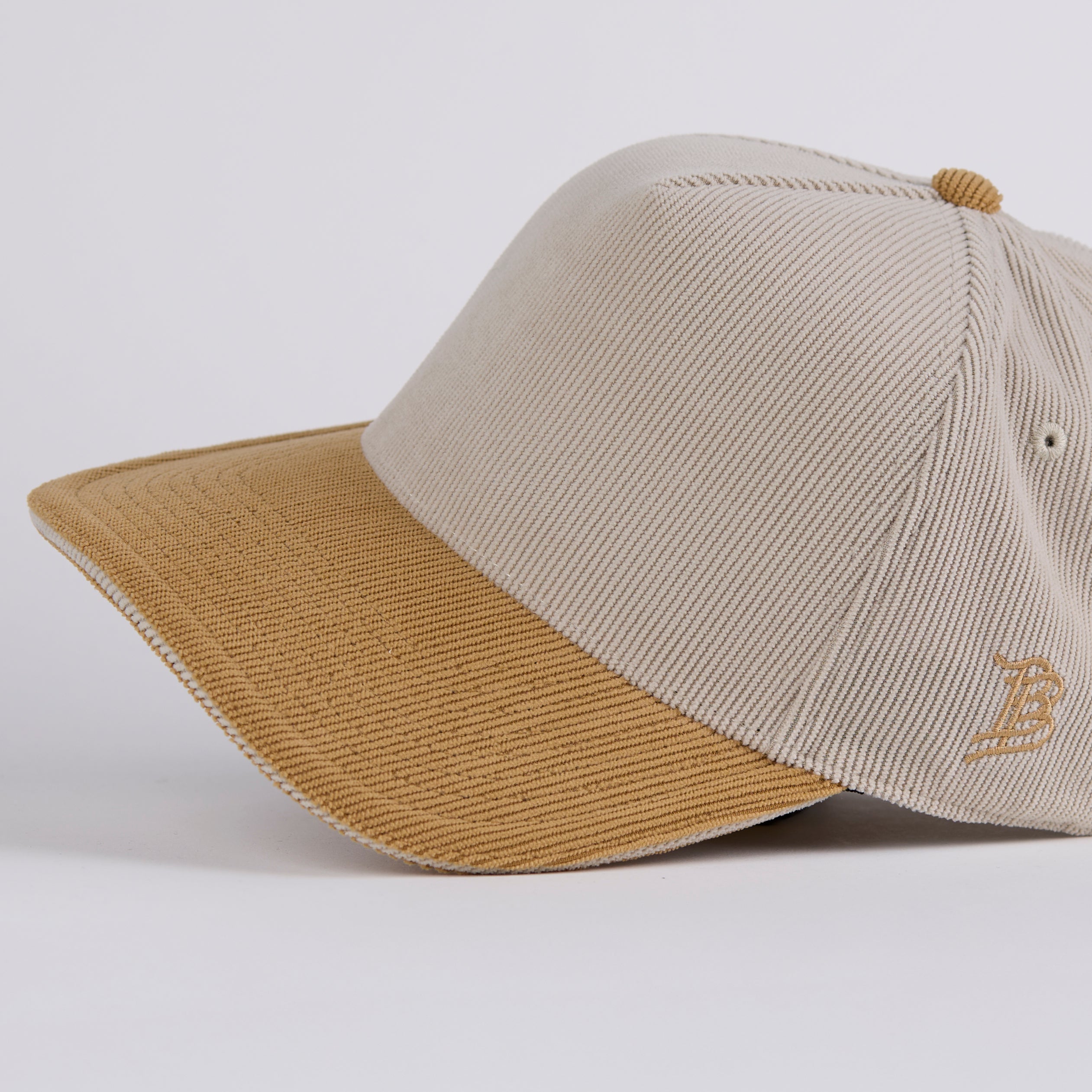 Curved 5 Panel Corduroy Dark Beige/Wheat