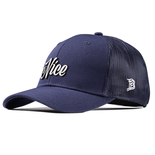 Nice Curved Trucker Navy