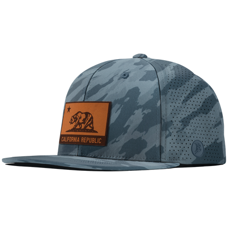 California 31 Elite Classic Marine Camo