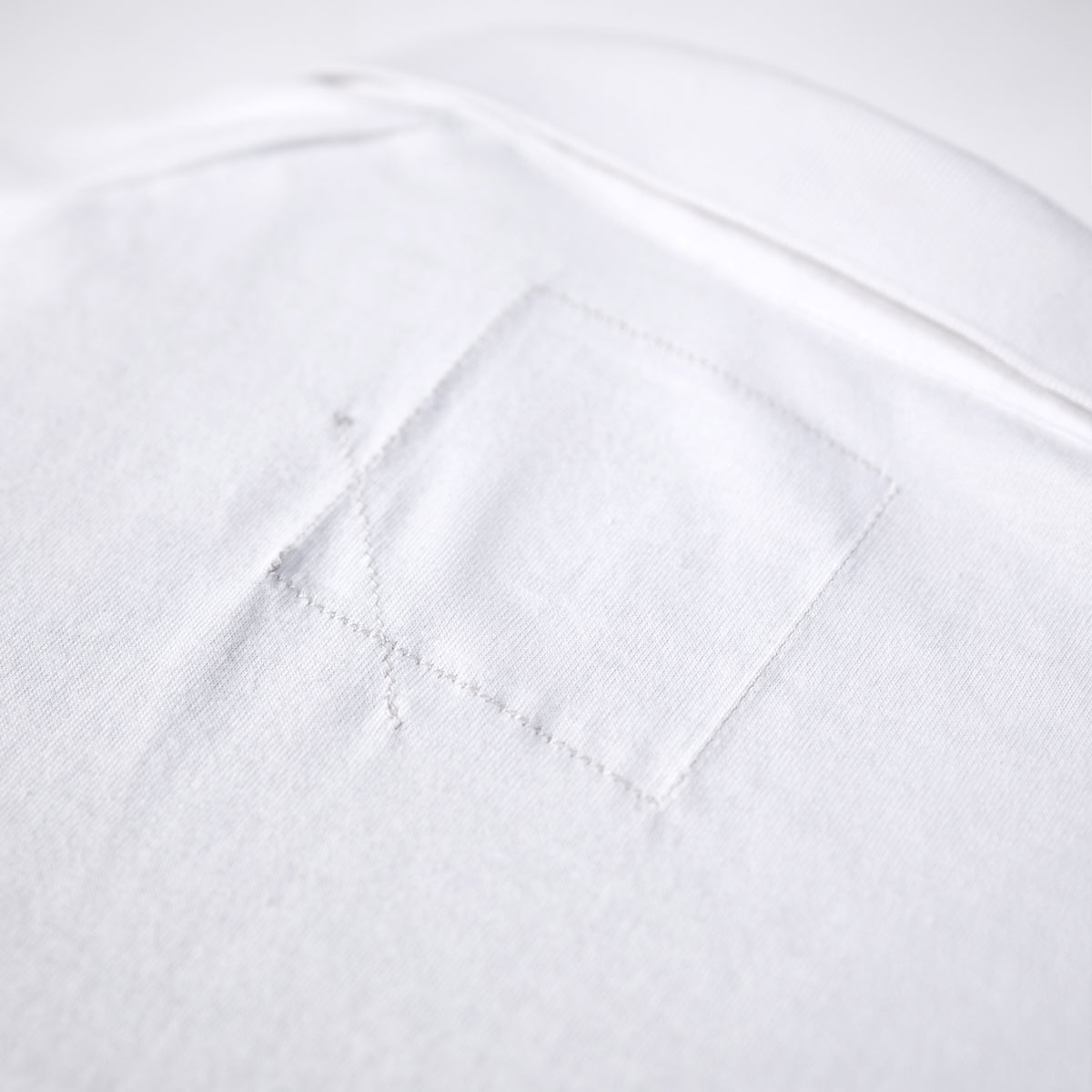 Cortaro™ Polo Stitching White