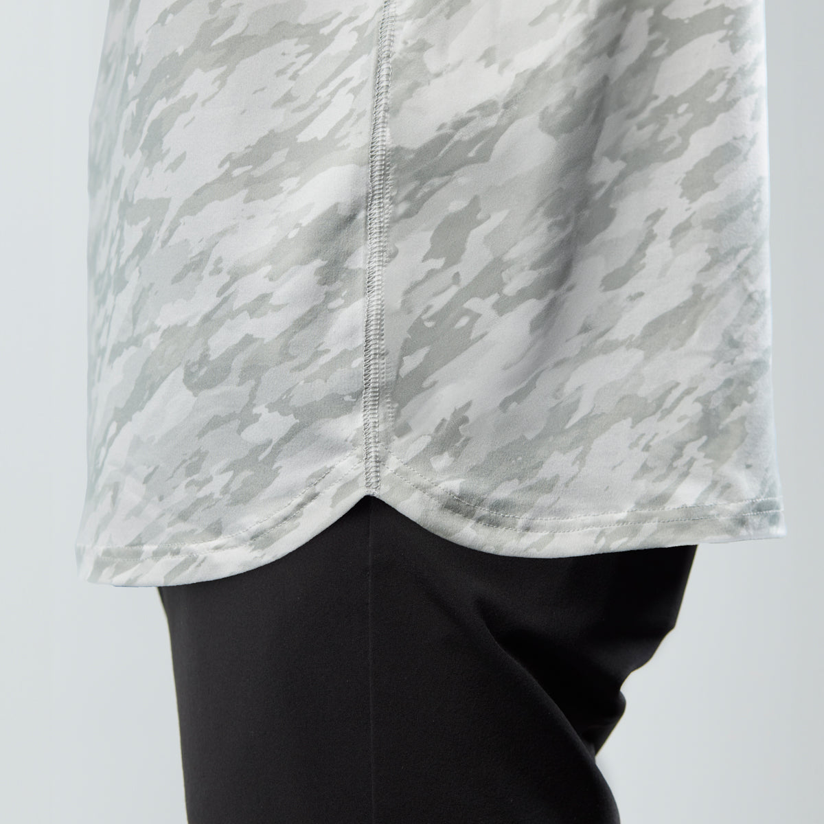 Performance Polo Arctic Camo Detail