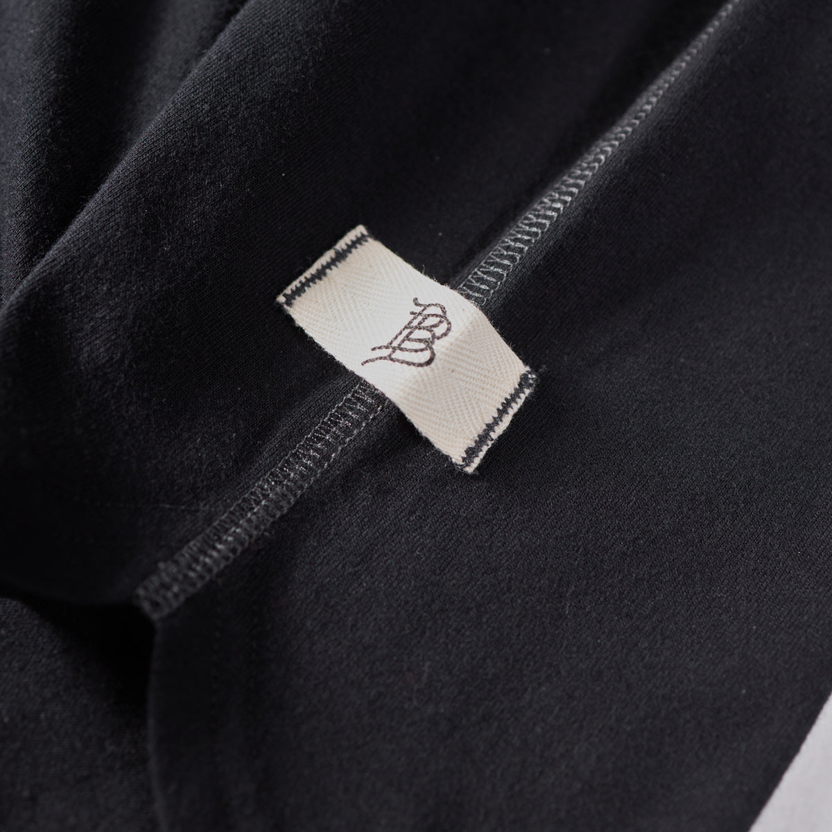 Cortaro Long Sleeve Tee 2-Pack Navy + Black, Black + White