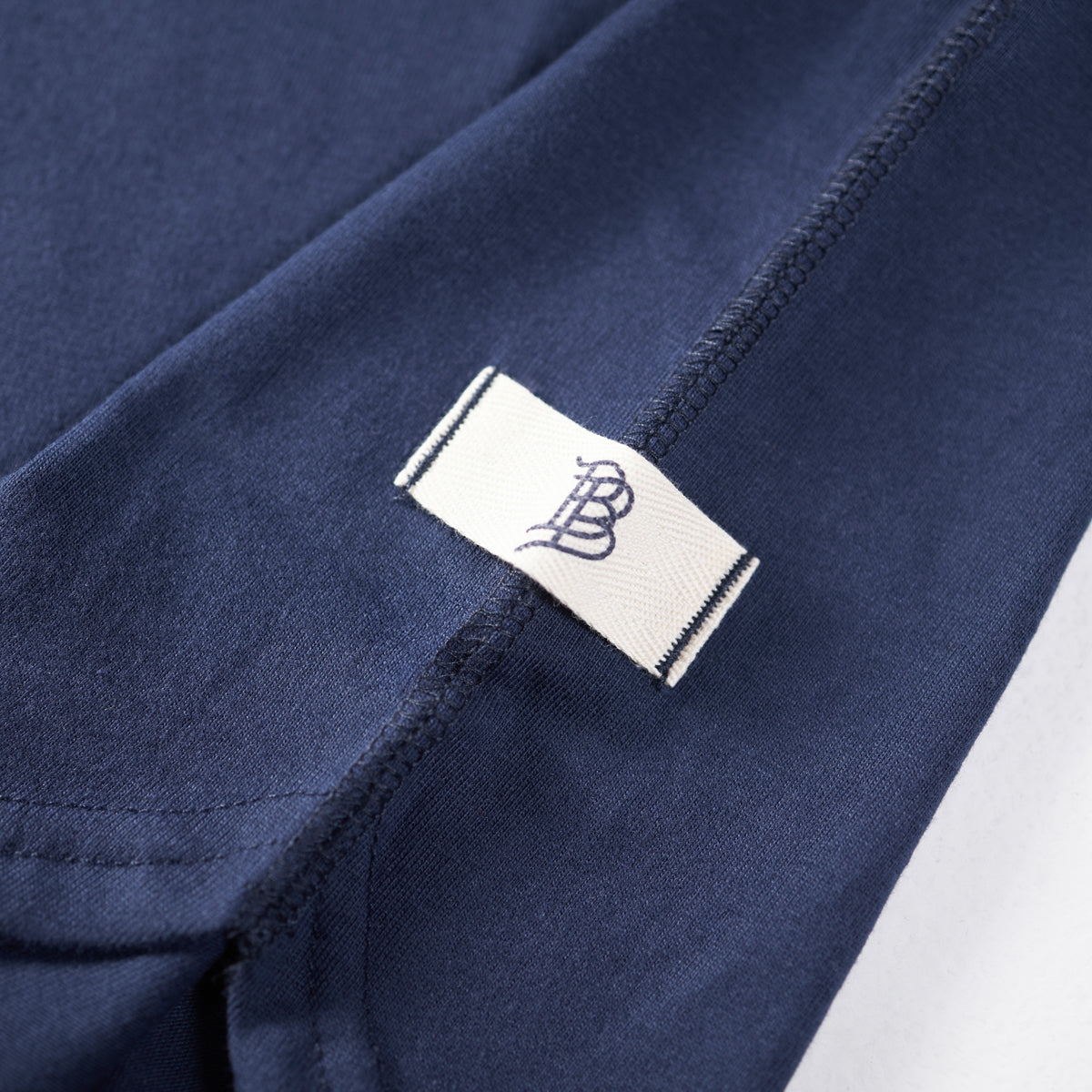 BB Logo Cortaro™  Tee Tag Navy