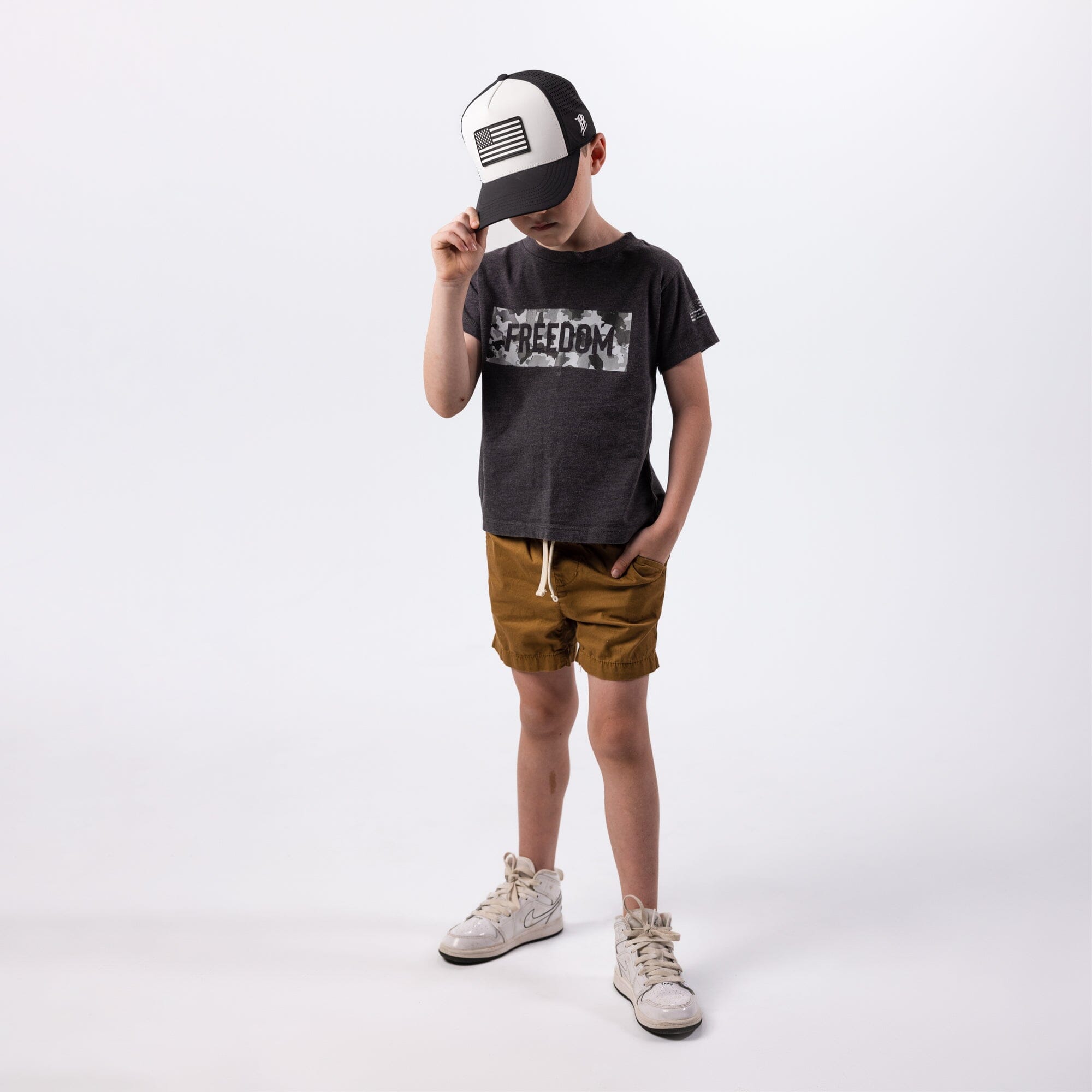 950 Youth Performance Lifestyle Black